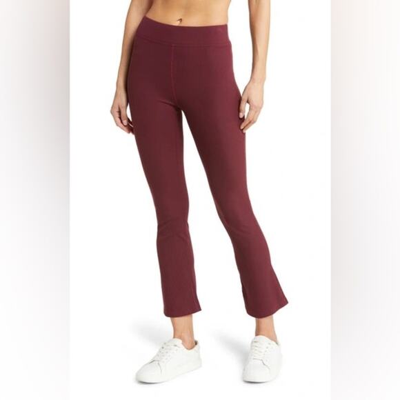 NWT Outdoor Voices SuperForm™ Rib Kick Flare XXL Shiraz - Picture 1 of 2